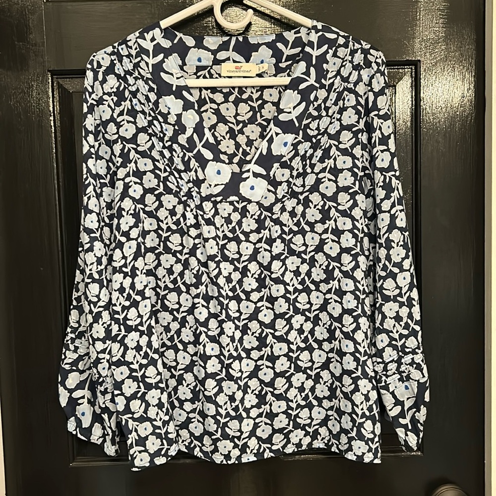 Vineyard Vine Women's Small Floral Pintuck Cotton & Modal V-Neck Blouse Blue